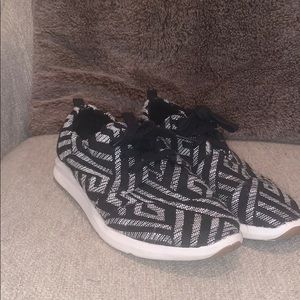 Toms Canvas Sneaker